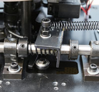 ȫ�Ԅ�(d��ng)�����@��(xi��n)�C(j��)